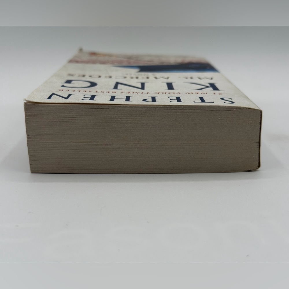 Mr. Mercedes A Novel by Stephen King (Paperback Book, 2014) - Picture 3 of 8